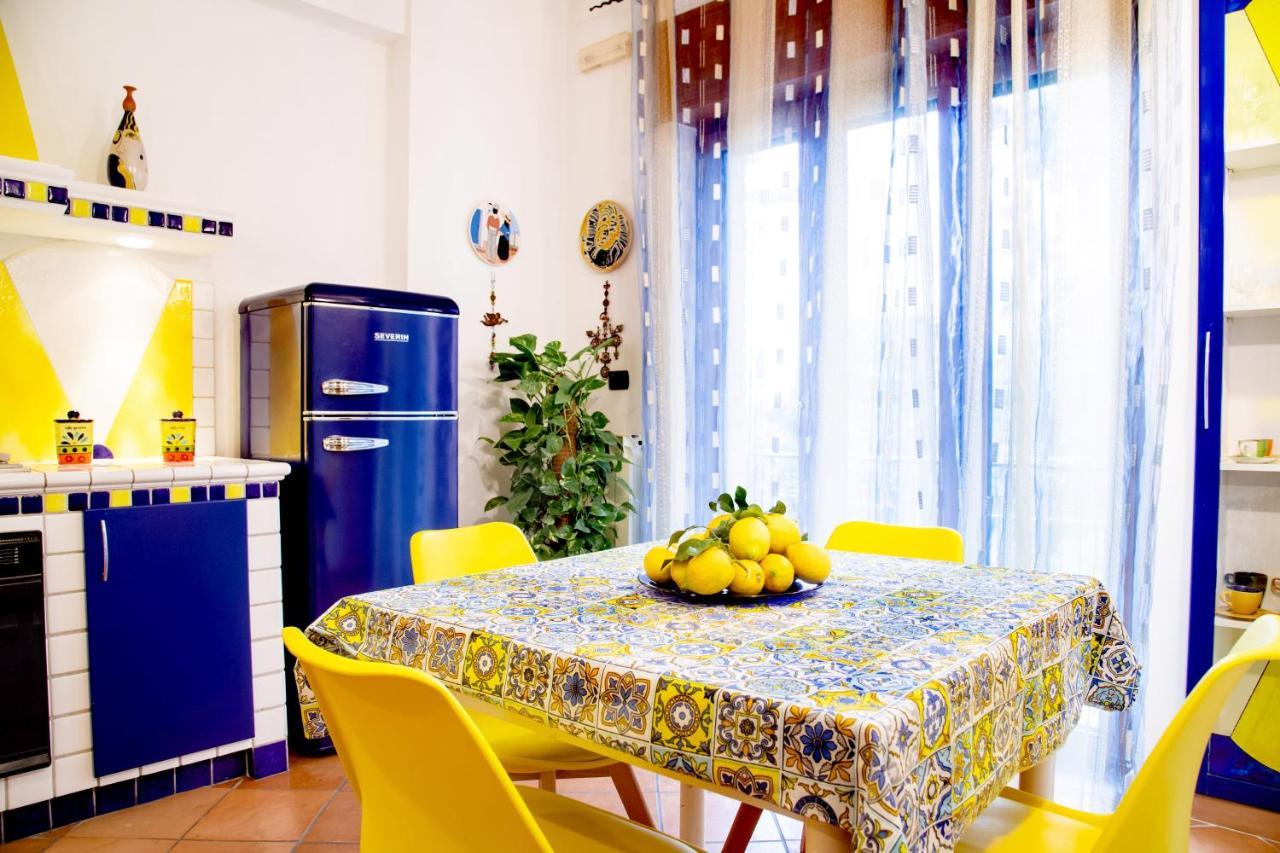 Holiday Home Amalfi Coast Maiori Bagian luar foto