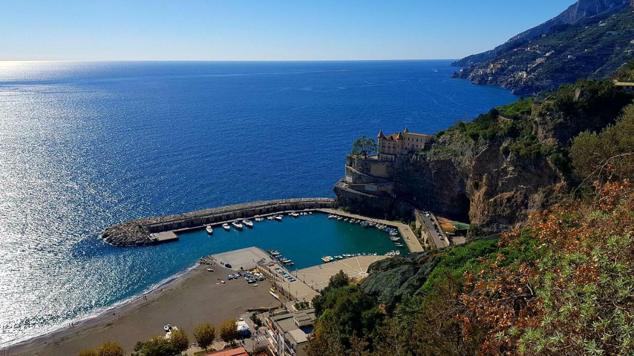 Holiday Home Amalfi Coast Maiori Bagian luar foto