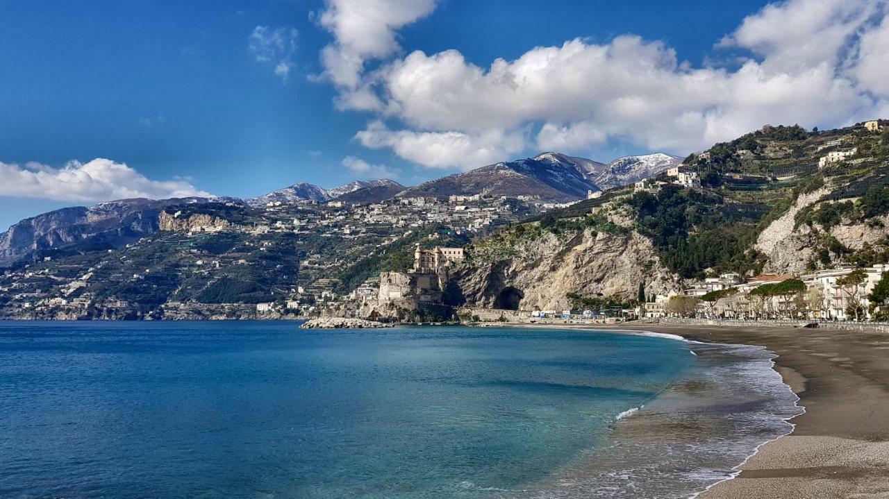 Holiday Home Amalfi Coast Maiori Bagian luar foto