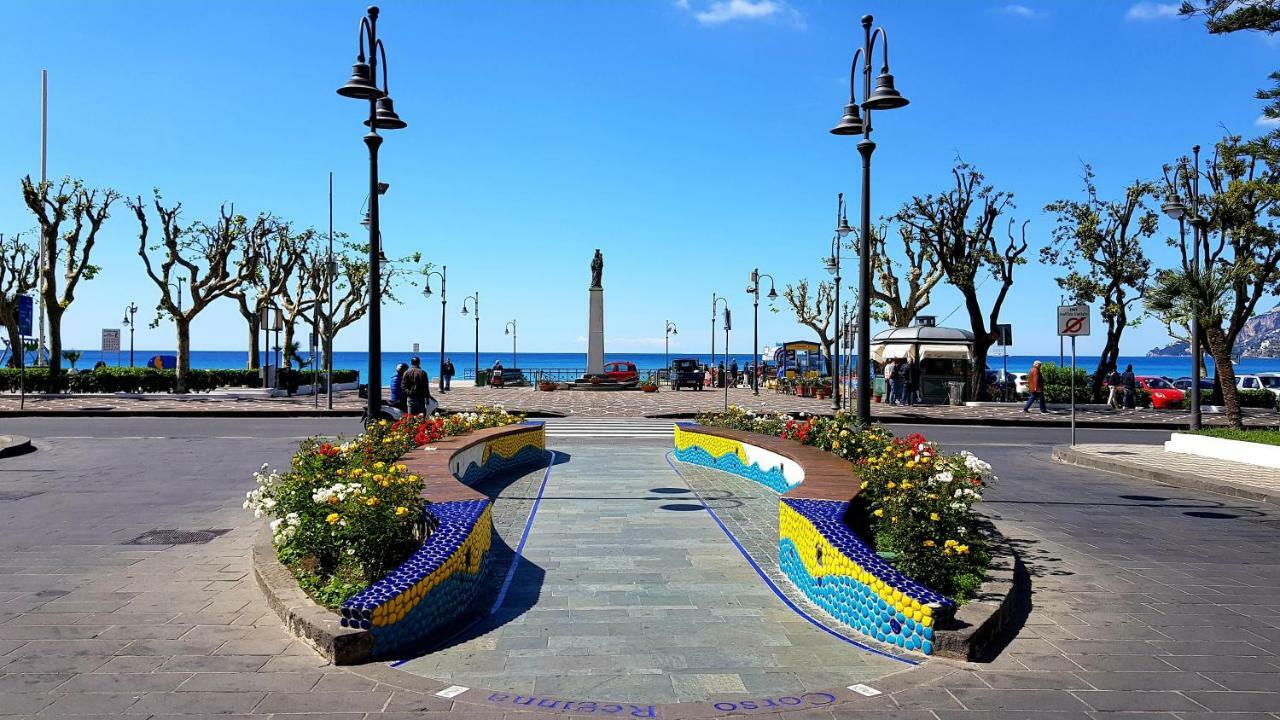 Holiday Home Amalfi Coast Maiori Bagian luar foto